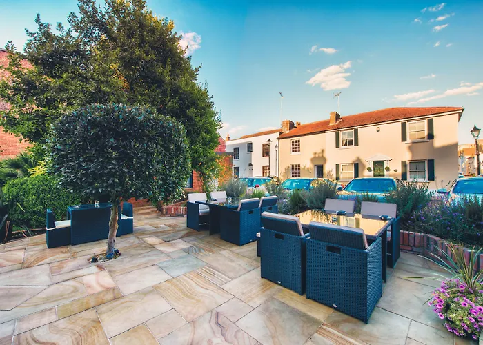 Florence Gardens Boutique And RestaurantBoutique Hotel